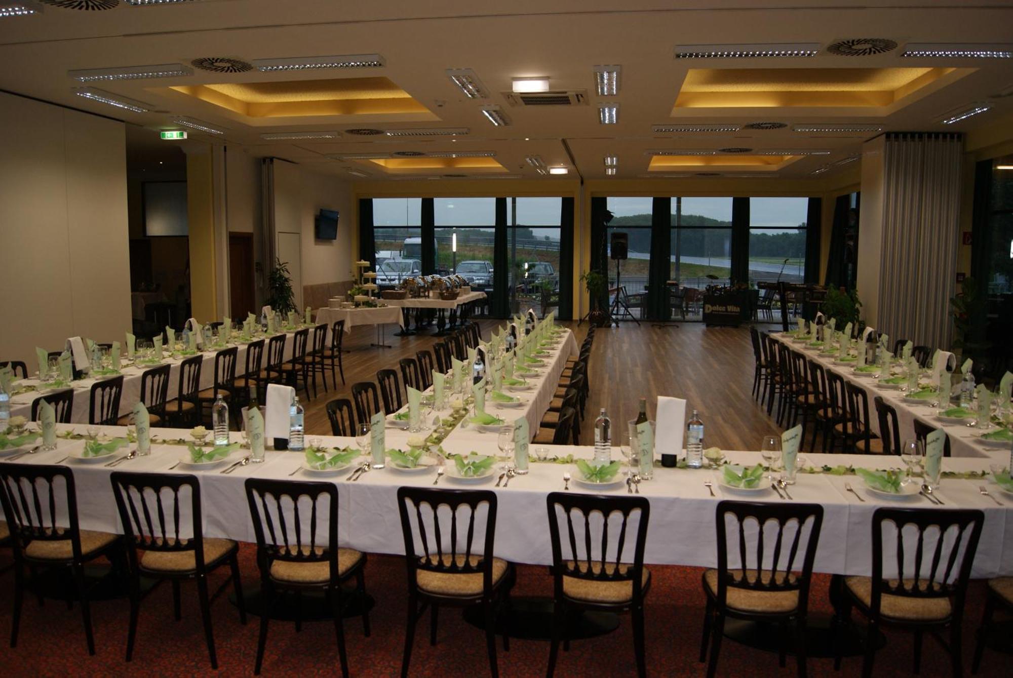 Kaiserrast Stockerau Extérieur photo
