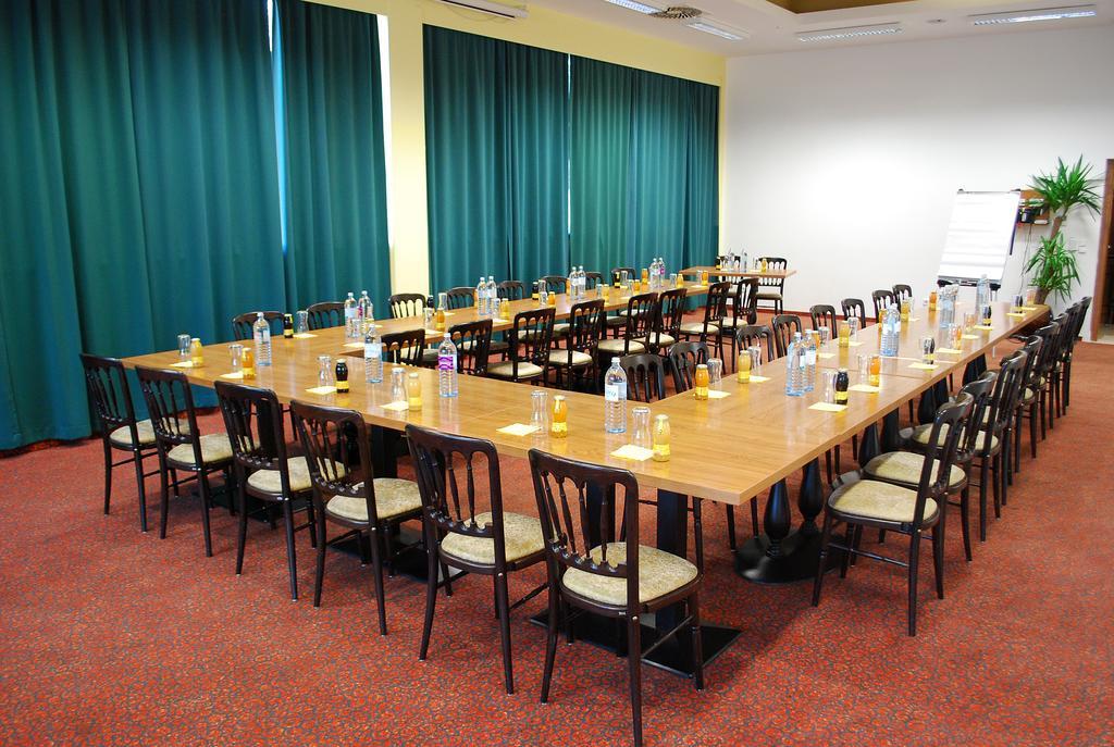 Kaiserrast Stockerau Extérieur photo